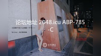 赛车女郎大长腿高根鞋皮衣誘惑露脸狂吃巨屌