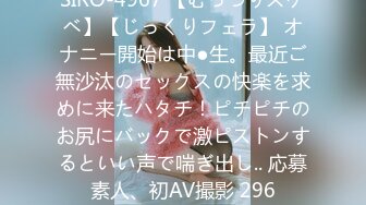 家庭電腦攝像頭被黑強開偸拍金鏈子大屌哥與老婆日常啪啪啪幹到激烈時把金鏈子摘掉幹貌似內射