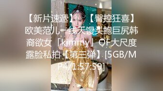 高顏值小清新妹袒胸露乳,奶子堅挺不下垂,年輕真好